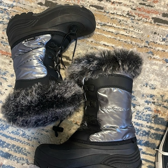 Winter boots with fur black - Picture 1 of 6